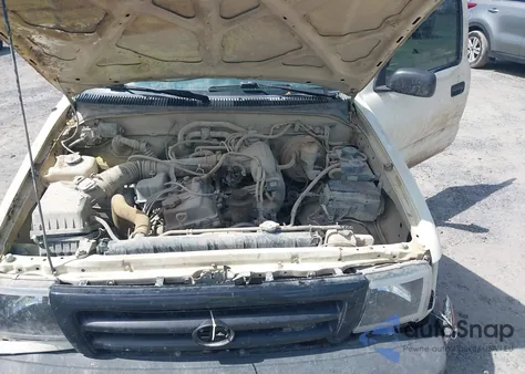 1998 Toyota Tacoma Base (A4) from USA, damaged, VIN 4TANL42N7WZ146117